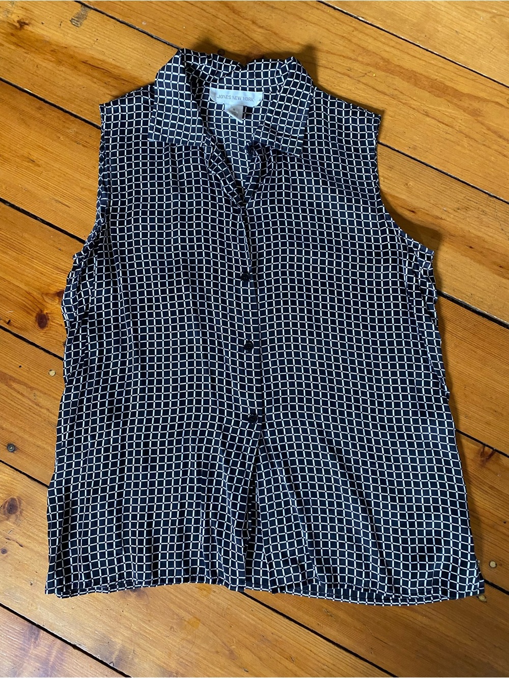 Jones New York silk Black & White Sleeveless Collared Button-Front Blouse size 8